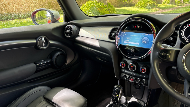 MINI Hatchback 1.5 Cooper Exclusive 3dr Auto Petrol Hatchback